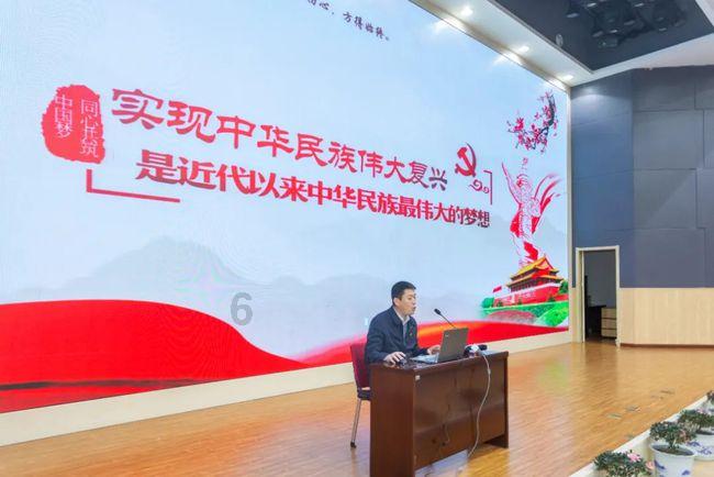 意大利威尼斯狂欢节开幕,“贡多拉”梦幻巡游